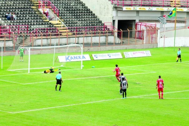 Vitória contra o Tupi deixou o Mogi Mirim com quatro pontos de vantagem sobre o vice-líder. (Foto: Fernando Surur)