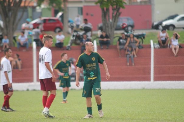 Martinense, de Chiquinho, garantiu a classificação ao empatar com o Milennium. (Foto: Diego Ortiz)