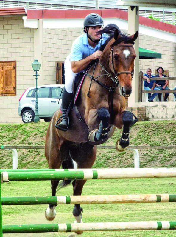 Bruno de Amoêdo Campos, montando SL Sigilo, ficou com o título da competição. (Foto: Divulgação)