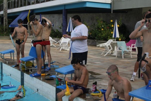 Piscina do Clube Mogiano deve voltar a ser utilizada por equipe da Free Play via Prefeitura