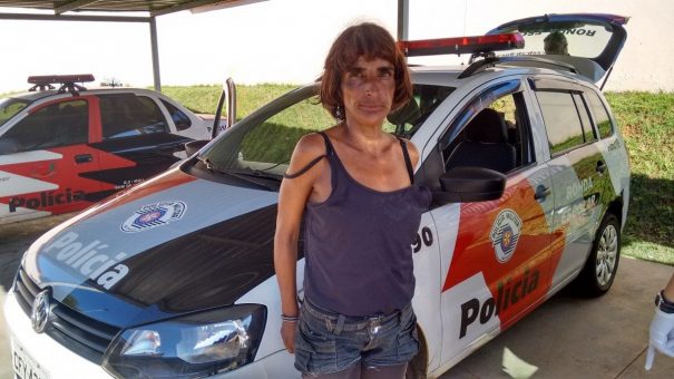 Adriana Corsi Allegretti foi detida com 10 pinos de cocaína e 26 pedras de crack