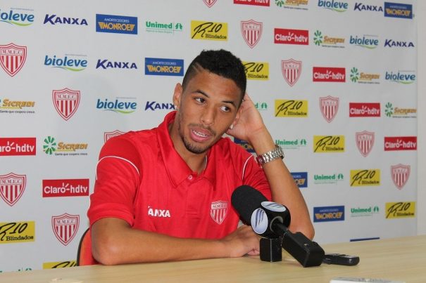 Rivaldinho entende Série B é mais atraente que futebol polonês. (Foto: Arquivo/Diego Ortiz)