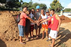 Unida, Família Zerão espera promover mais melhorias, mas quer ajuda. (Foto: Fernando Surur)