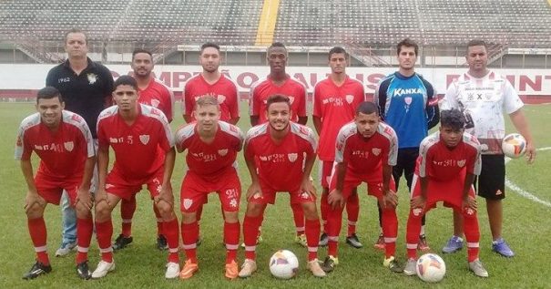 Técnico João Banana foi o comandante do selecionado, que teve nomes como o meia Iago. (Foto: Divulgação)